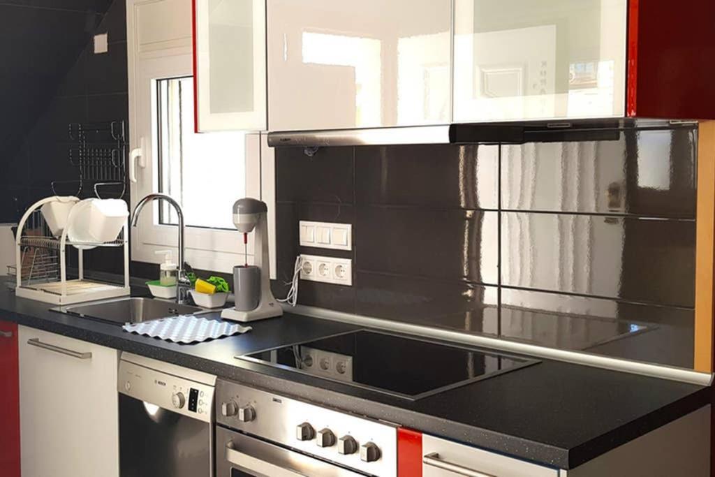 Renovated Lovely Apartment Near Airport & Sea Pórto Ráfti Zewnętrze zdjęcie