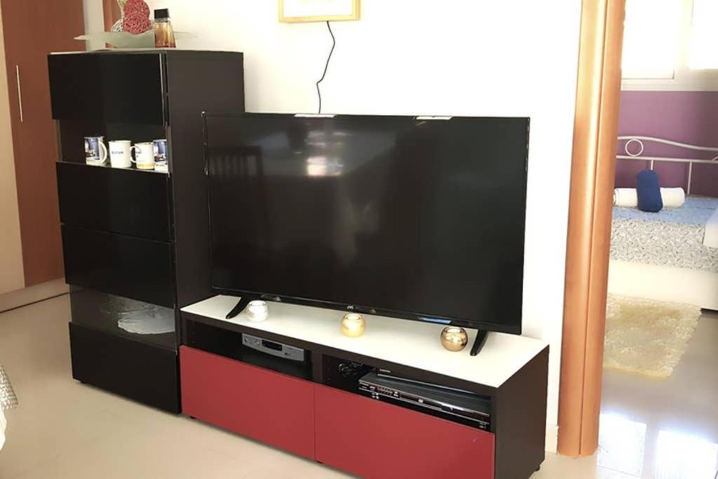 Renovated Lovely Apartment Near Airport & Sea Pórto Ráfti Zewnętrze zdjęcie